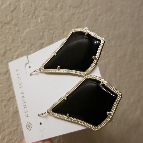 Kendra Scott Black Earrings 1
